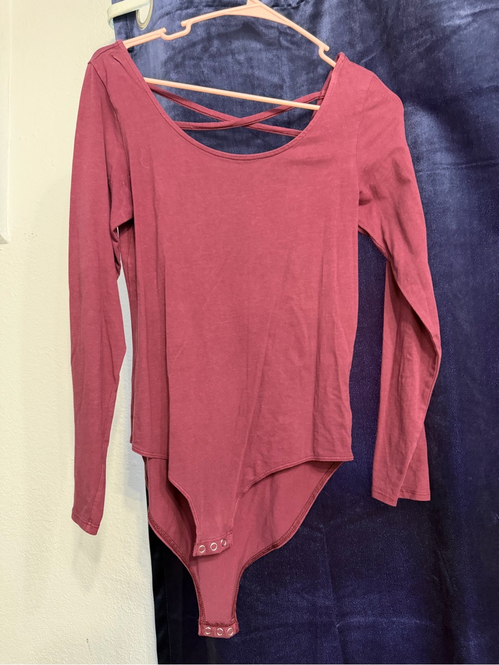 American Eagle Outfitters Long Sleeve Crisscross Back Bodysuit - Dusty Rose